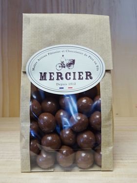 Noisettes Francaises Enrobees Chocolat Au Lait CÔte D'ivoire